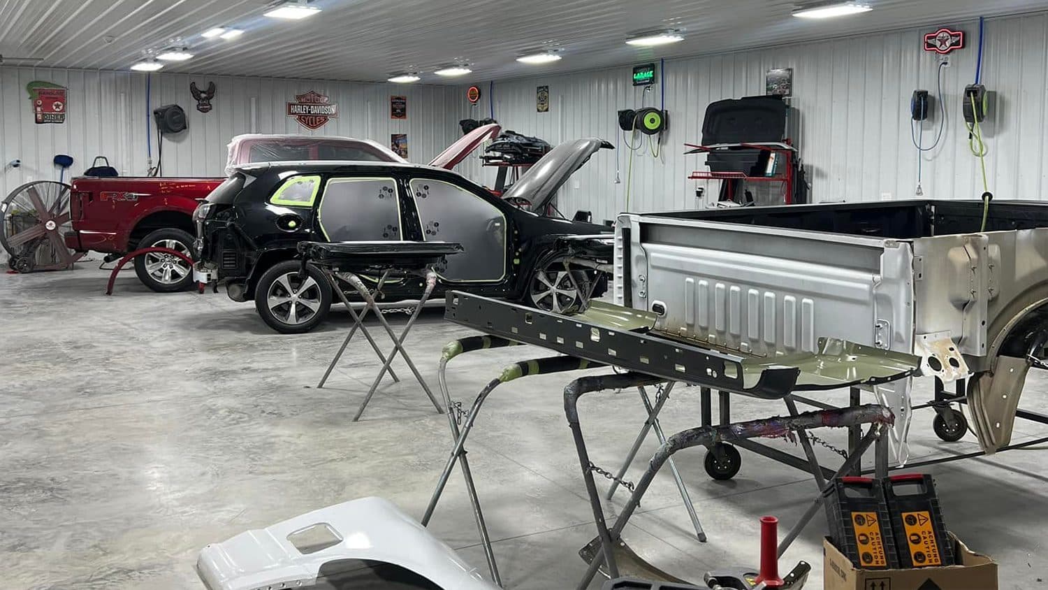 Clay’s Auto Body & Towing shop exterior